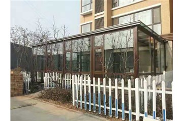 影響太原斷橋鋁門窗的使用壽命有哪些？鋒登陽光房門窗